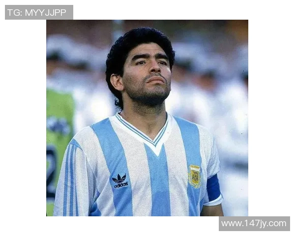 世界七大足球巨星排名及其成就解析